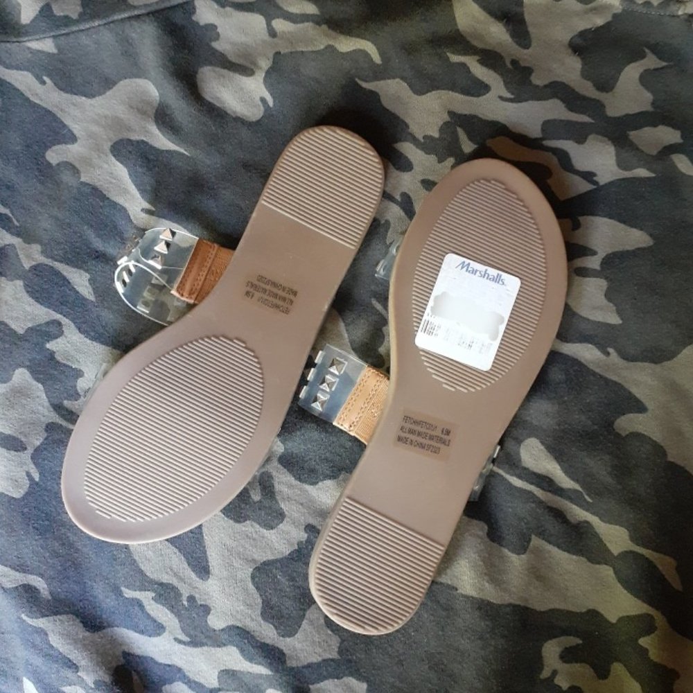 🔸️🔶️Studded Sandals🔶️🔸️ - Picture 3 of 4